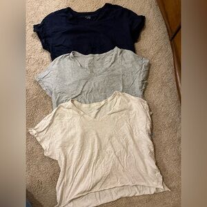 Bundle of aerie cropped tees